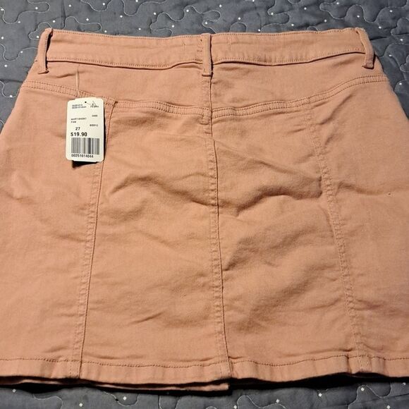 Forever 21 dusty pink skirt waist size 27 - Picture 3 of 5